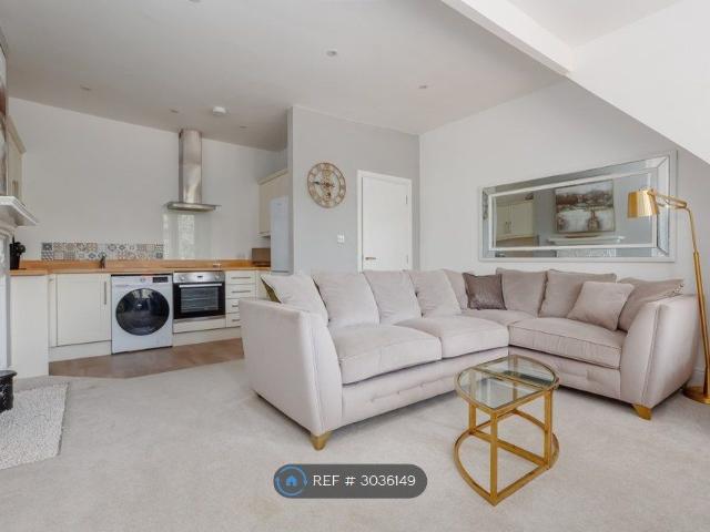 Apartment for rent in Parkstone, Poole