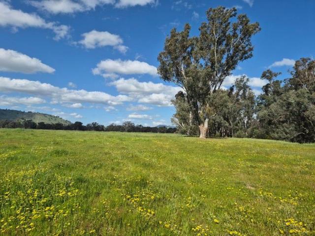 Cottage for sale in Euroa, Victoria