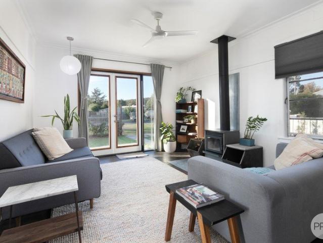 House for sale in Beaufort, Victoria