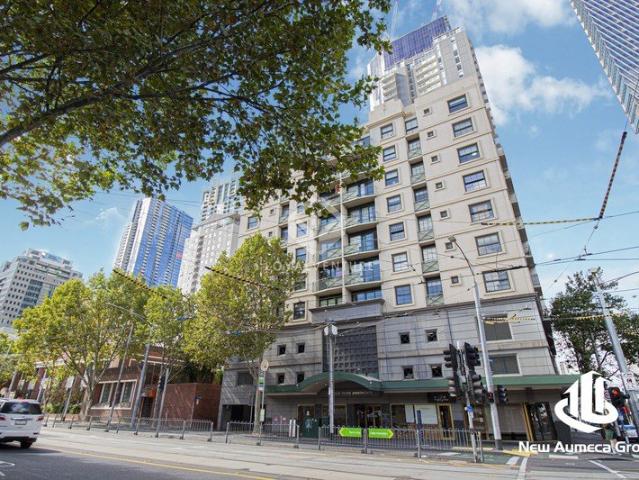 Apartment for sale in Docklands, Melbourne