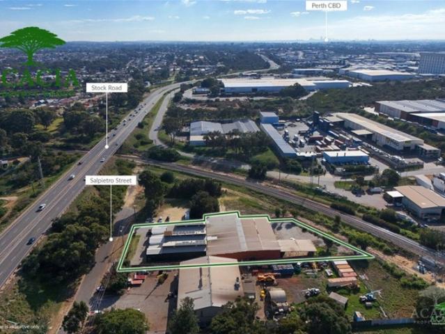 Warehouse for rent in Bibra Lake, Western Australia