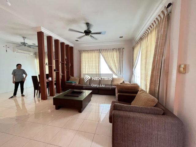 Shop for sale in Malaka