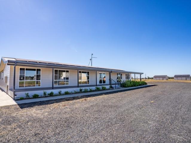 Warehouse for sale in Forbes, Forbes Shire Council