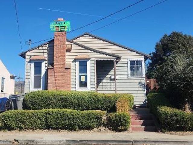 House for sale in Oakland, California
