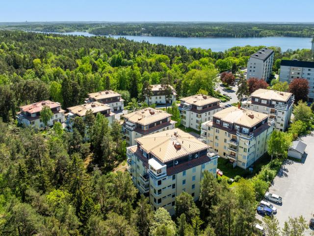 Bostad till salu i Hässelby-Vällingby, Stockholm