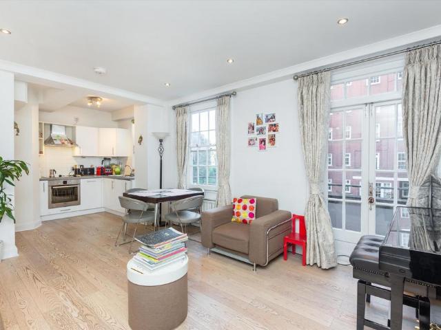 House for rent in St. John's Wood, Greater London