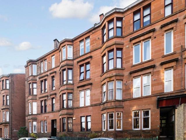 Apartment for rent in Thornwood, Glasgow