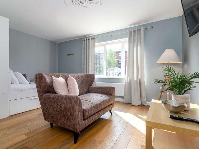 Studio for rent in Feckenham, City Of Bristol