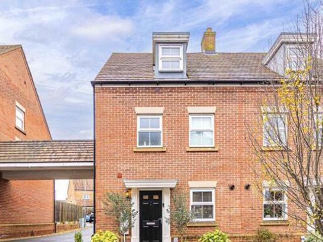 House for sale in Pouchen End, Hertfordshire