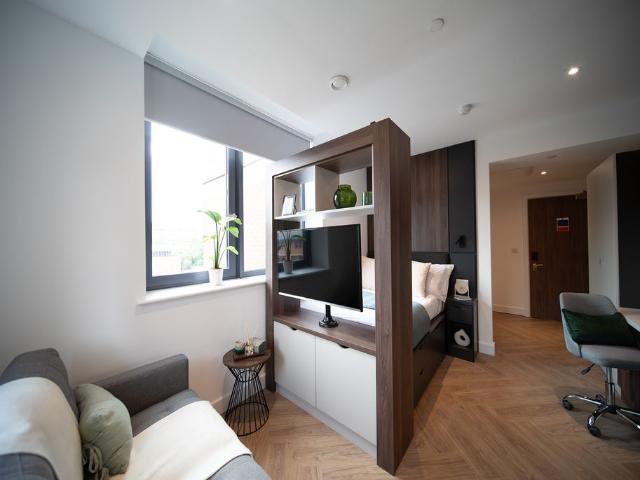 Studio for rent in Woodhouse, West Yorkshire