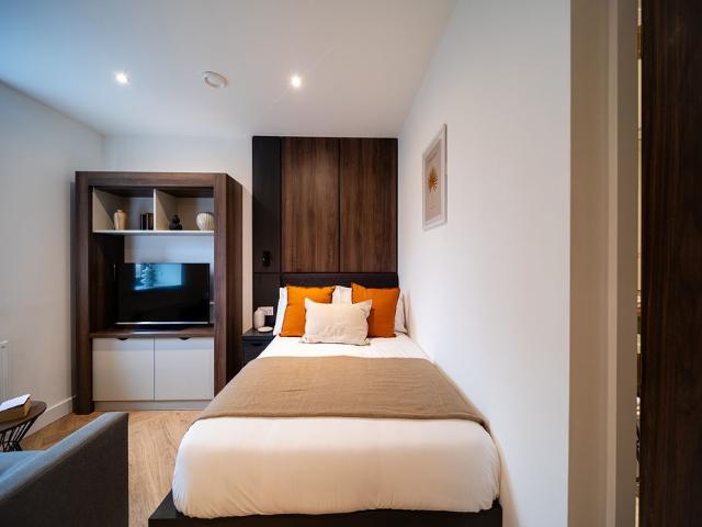 Studio for rent in Woodhouse, West Yorkshire