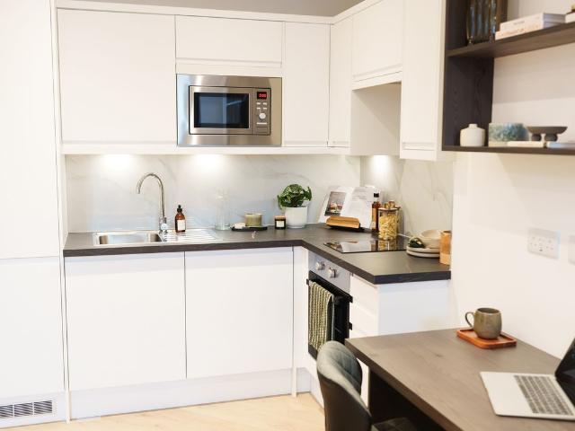 Studio for rent in Lovell Park, Leeds