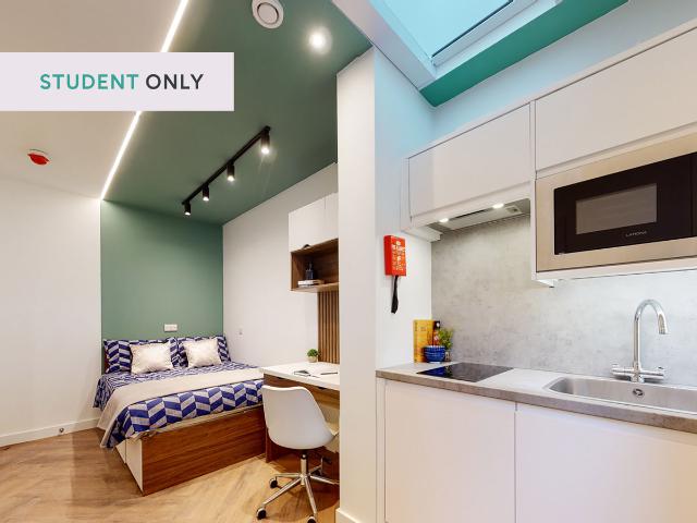 Studio for rent in Maida Hill, Greater London