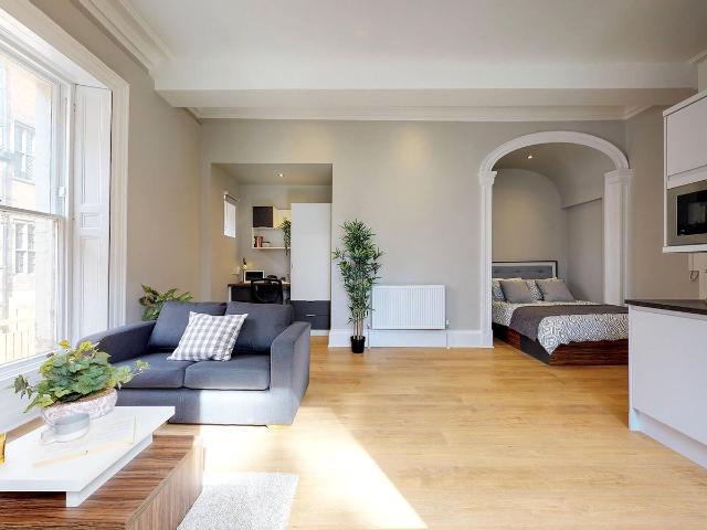 Studio for rent in Woodhouse, West Yorkshire