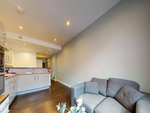 Studio for rent in Camp Field, Leeds