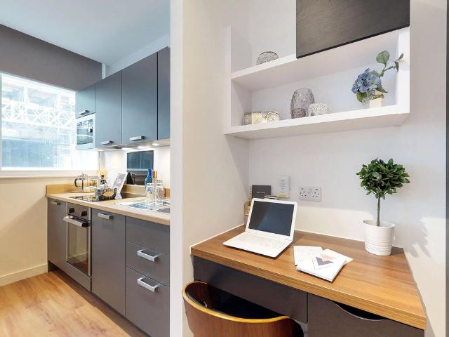 Studio for rent in St George's Quarter / Cultural Quarter, Calderstones