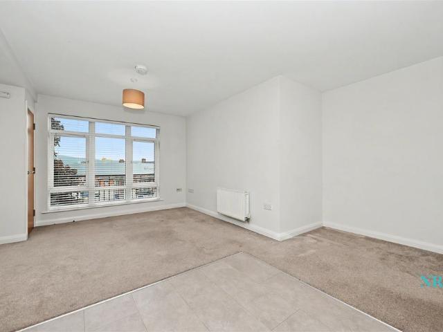 Apartment for rent in Sydenham, Northern Ireland