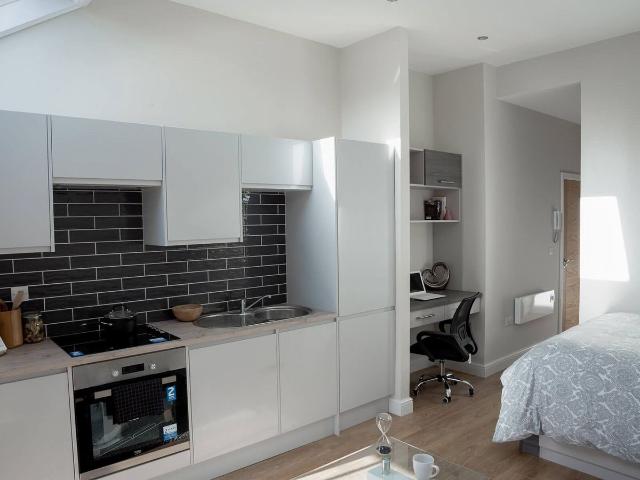 Studio for rent in Woodhouse, West Yorkshire