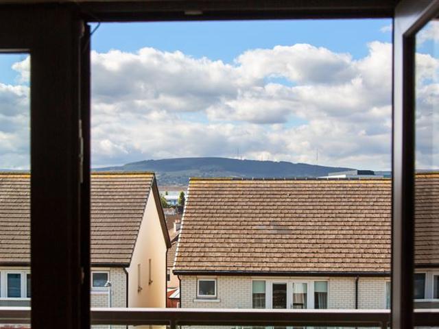 Apartment for sale in Dun Laoghaire, North Tipperary