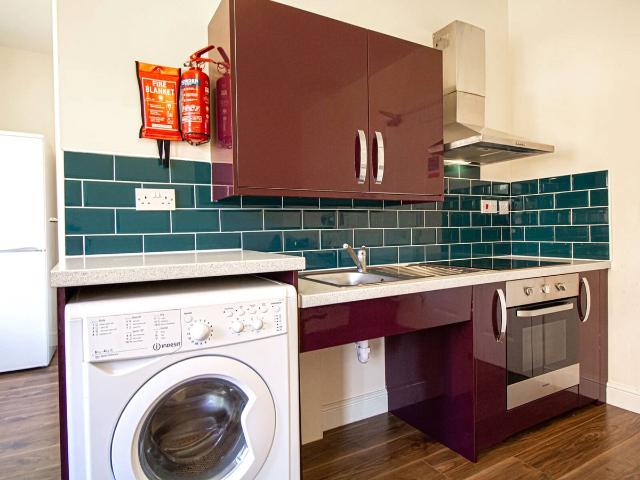 Studio for rent in Woodhouse, West Yorkshire