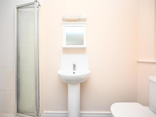 Apartment for rent in Dunmurry, Northern Ireland