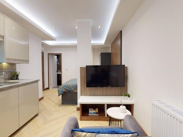 Studio for rent in City Centre, Georgia