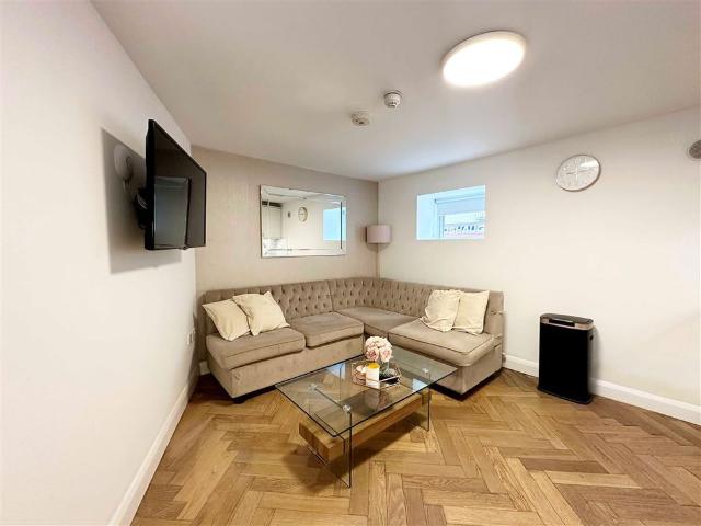 Apartment to rent in Dunshaughlin, North Tipperary