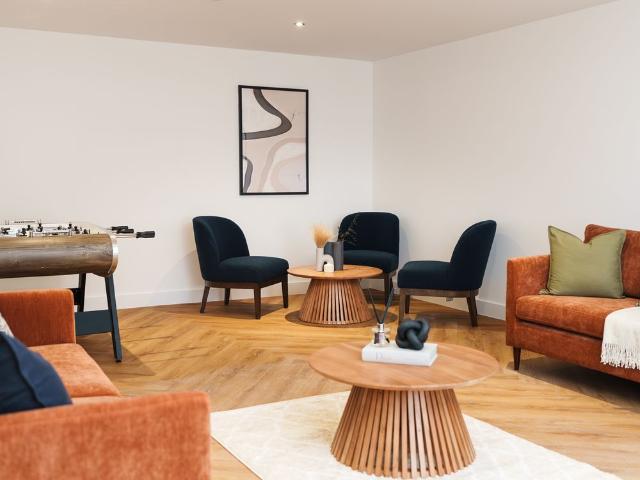 Studio for rent in West Yorkshire