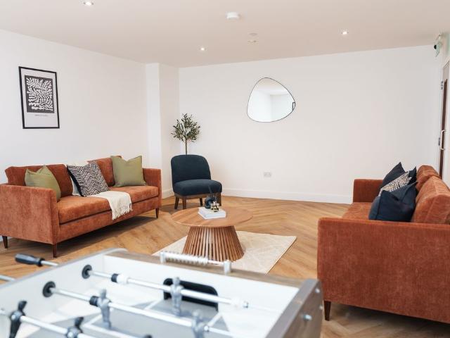 Studio for rent in West Yorkshire