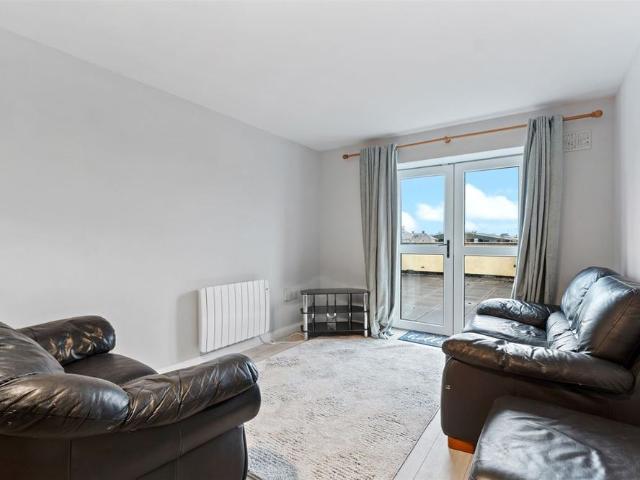 Apartment to rent in Moneygold, Connacht