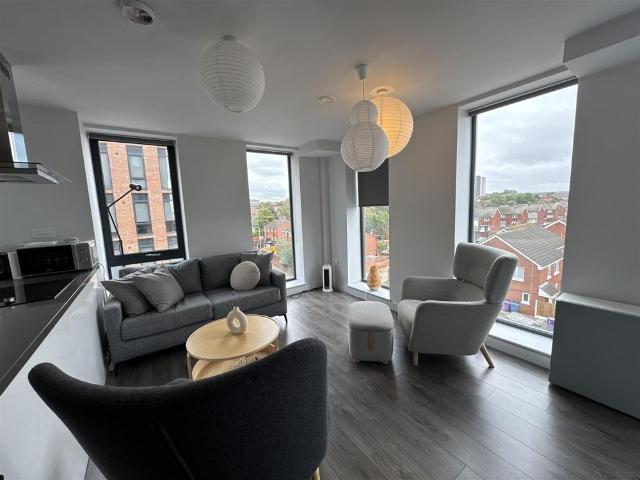 Apartment for rent in Cavern Quarter, Calderstones