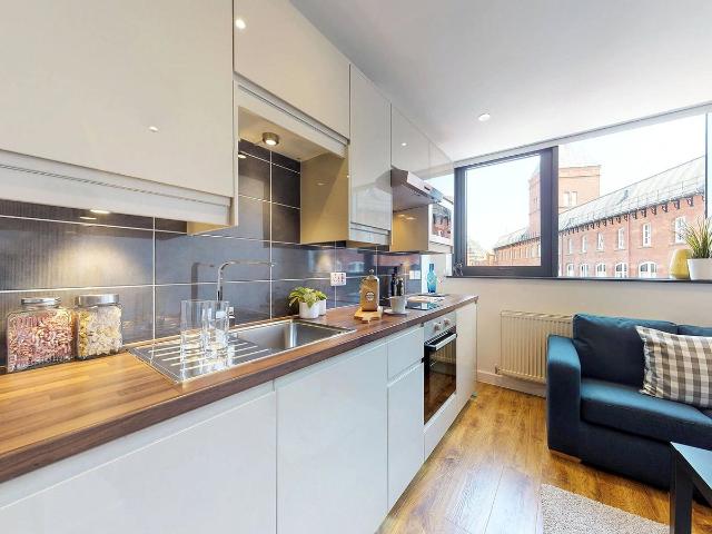 Studio for rent in Woodhouse, West Yorkshire