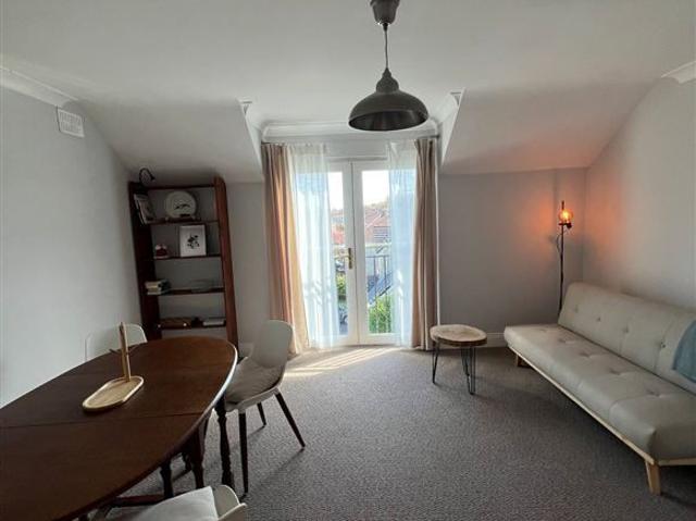 Apartment to rent in Moneygold, Connacht