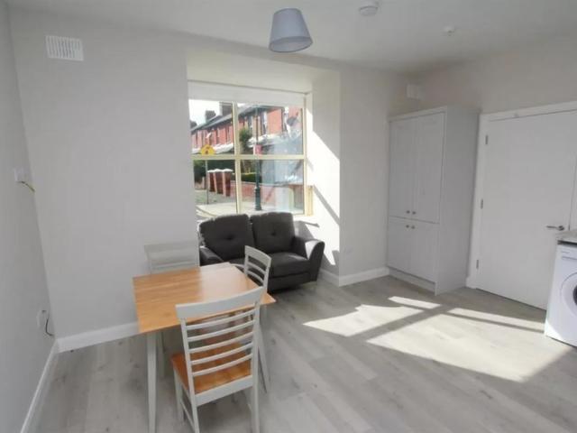 Apartment to rent in Bluebell, North Tipperary