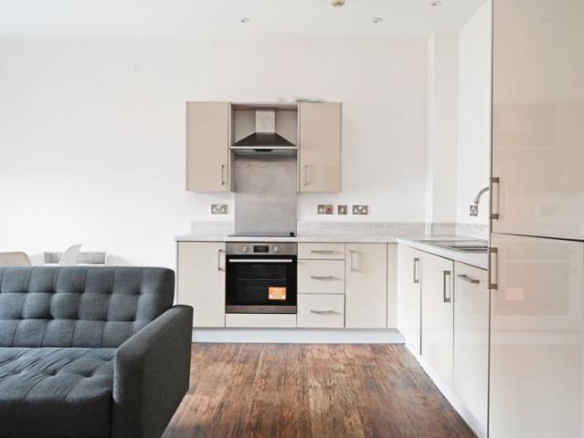 Apartment for rent in Saint Vincent's, Netherthorpe