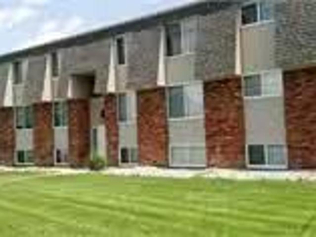 Condo for rent in Dearborn
