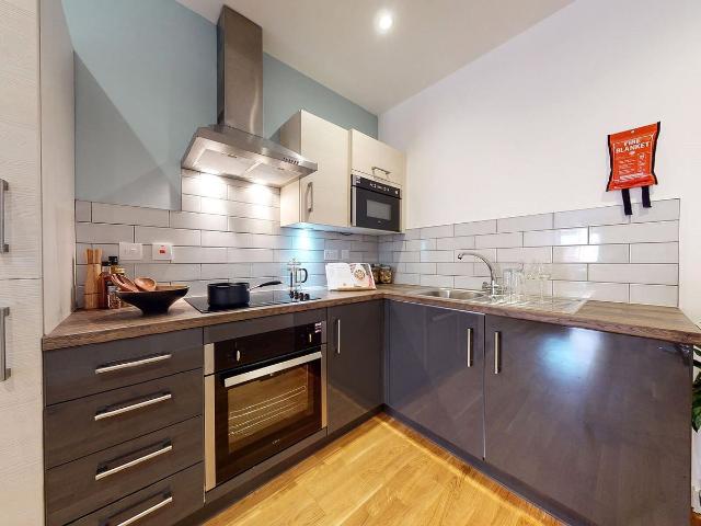Apartment for rent in Woodhouse, West Yorkshire