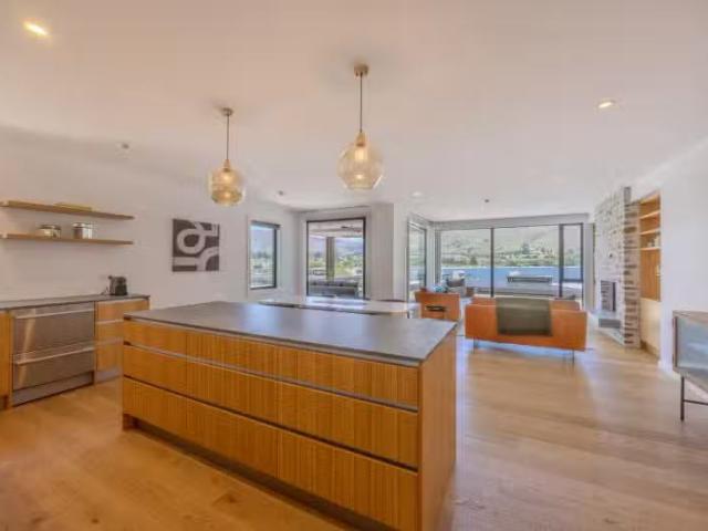House for sale in Otakou