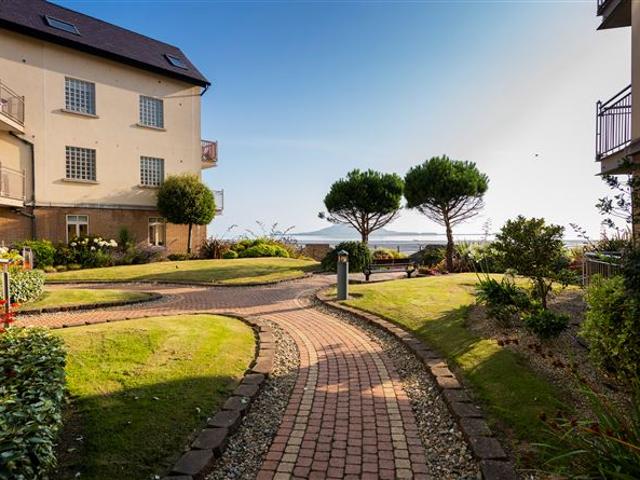 Apartment to rent in Howth, North Tipperary