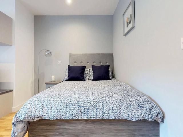 Studio for rent in City Centre, South Yorkshire