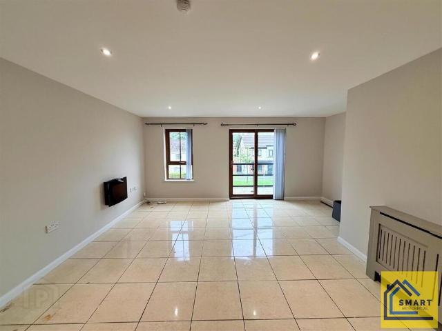 Apartment for rent in Rathcoole, Newtownabbey