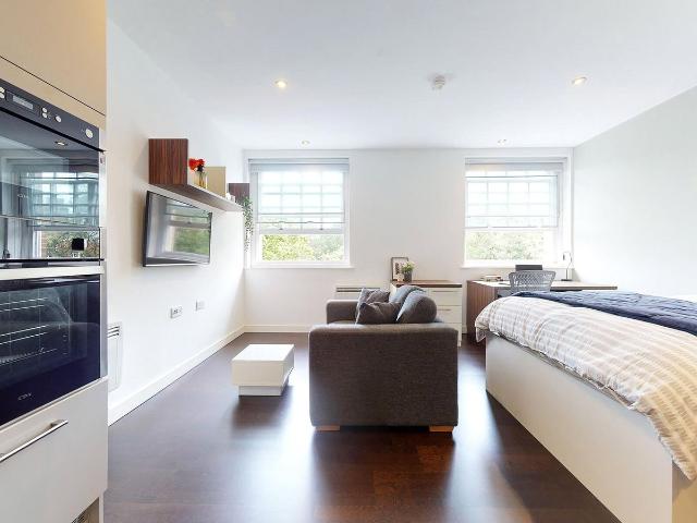 Studio for rent in Woodhouse, West Yorkshire