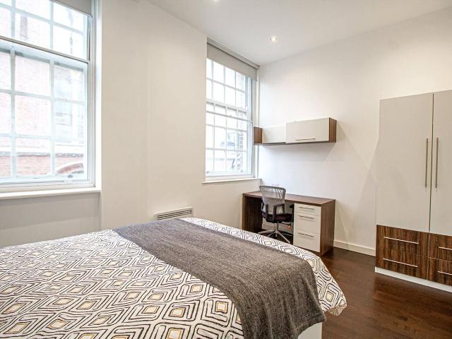 Apartment for rent in Woodhouse, West Yorkshire