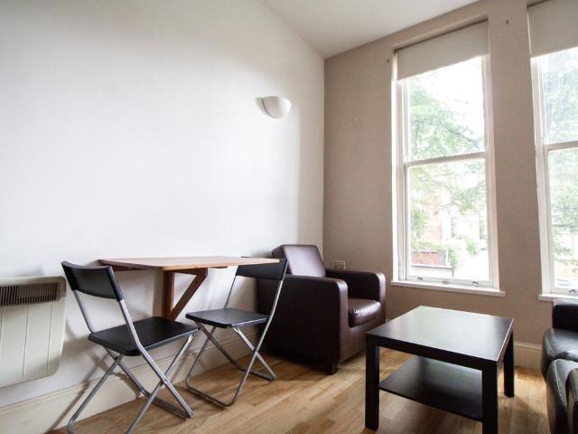 Apartment for rent in Hyde Park, West Yorkshire