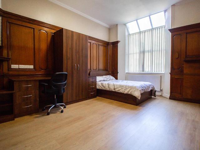 House for rent in Woodhouse, West Yorkshire