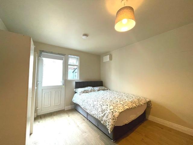 Apartment to rent in Bluebell, North Tipperary