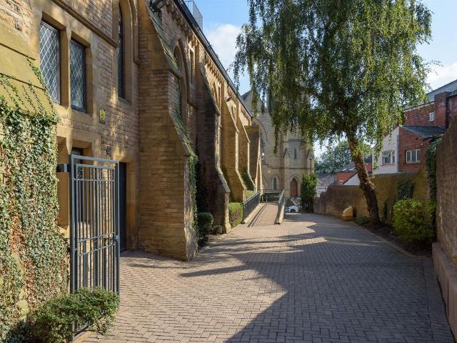 House for rent in Lowfield, South Yorkshire