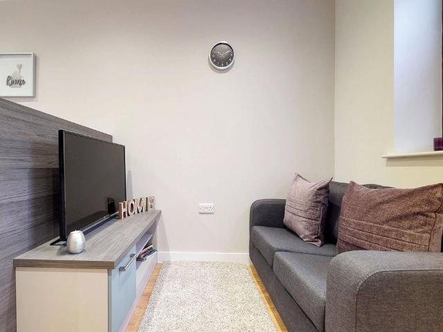 Studio for rent in City Centre, Isle Of Man