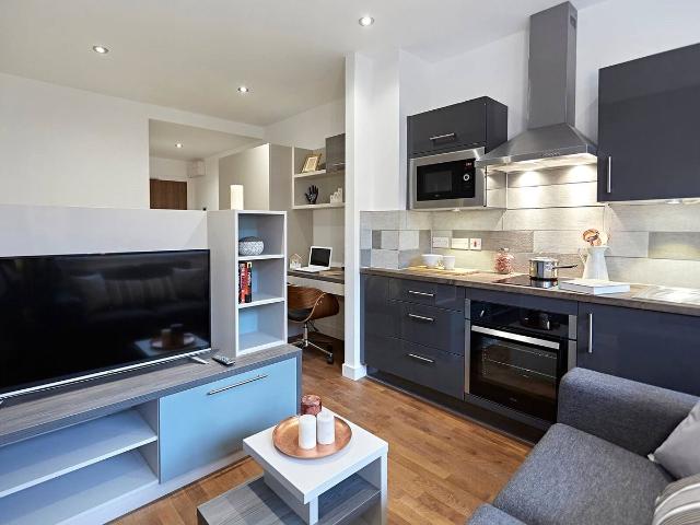 Studio for rent in Leylands, West Yorkshire