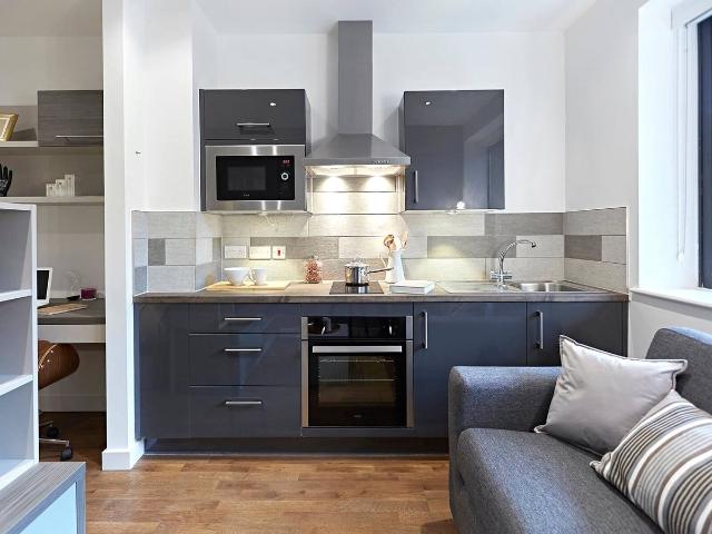 Studio for rent in Leylands, West Yorkshire